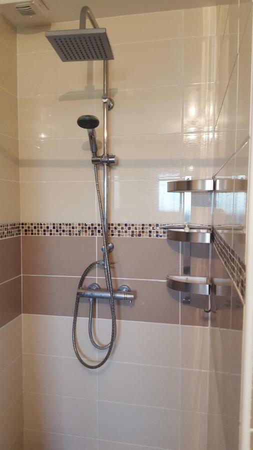 2 Vraies Chambres Privees Au Calme Dans Villa De Campagne Plain-Pied 105M2 Avec Piscine A Montfaucon Montfaucon  Экстерьер фото